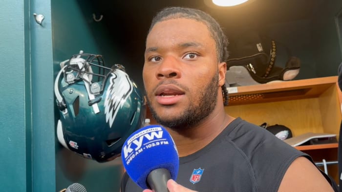 Eagles' Tyler Steen talks after working with the first team OL